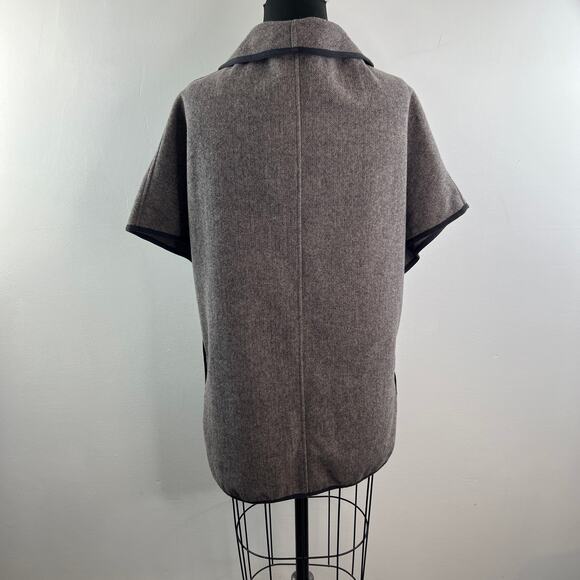 Aritzia Talula Taupe Gray Cape Poncho Jacket Wool Pocket Shawl Open Front XXS XS - Picture 7 of 10